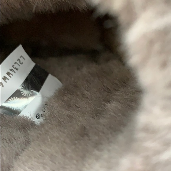 UGG classic mini 2 genuine shearling lined boots - Picture 6 of 8